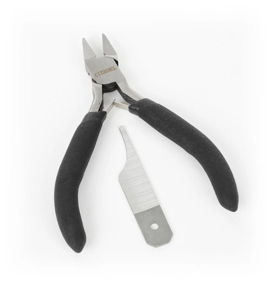 60-12GW Набор красок и инструментов Вархаммер 40000 (Warhammer 40,000: Paints + Tools Set)