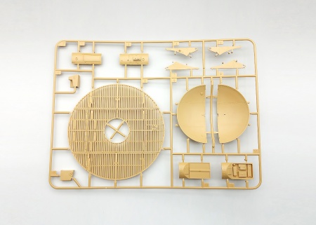 AH35A020 Немецкая зенитная пушка 12,8cm Flak40 with FuMG 39D Amusing Hobby