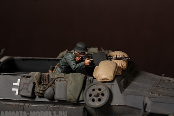 3544SOGA German machine gunner for Hanomag
