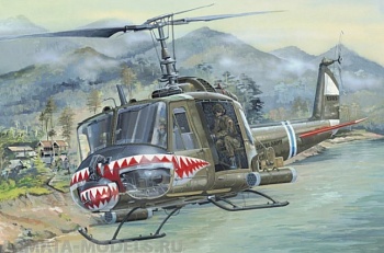 81806 Вертолет UH-1 Huey B