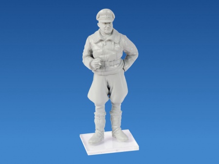 Набор фигурок 48086 Фигуры Пилоты и техники ВВС Германии (зимний вариант) 2МВ ICM