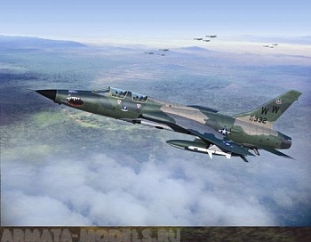 01618P Самолет F-105G Thunderchif