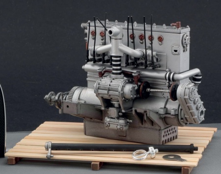 4713ИТ БУГАТТИ 35B РОДСТЕР Italeri