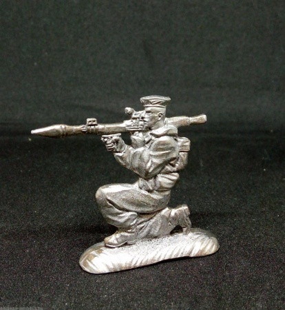 Н-7-113 ВДВ Десантник с РПГ Солдатики "Ура"